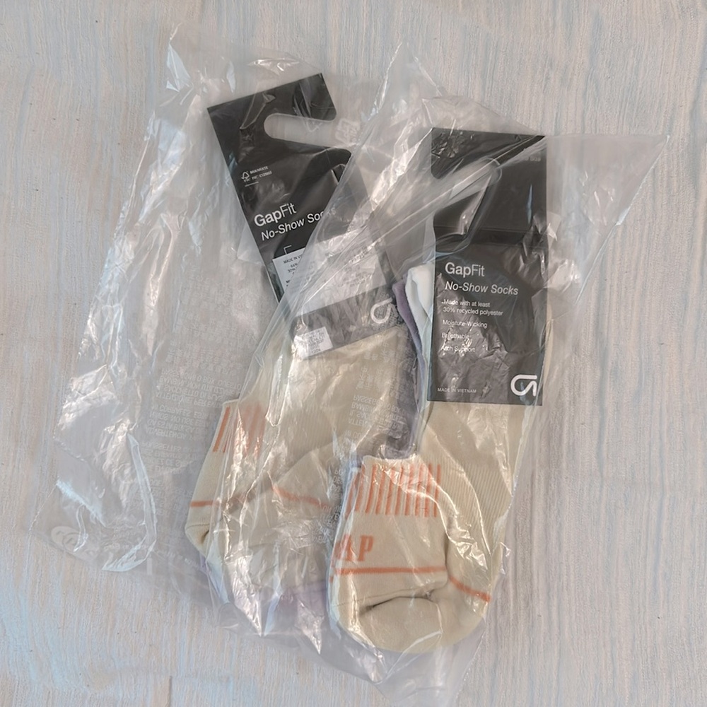 New GAP No-Show Pastel Color Socks